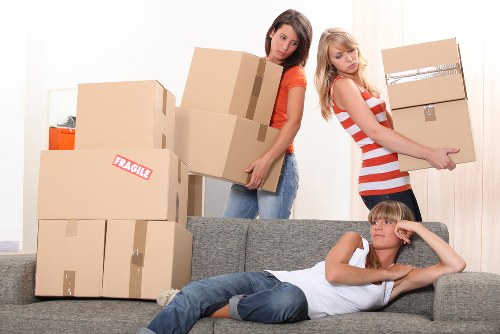 Long-term furniture storage solution in Aldboroughhatch for households